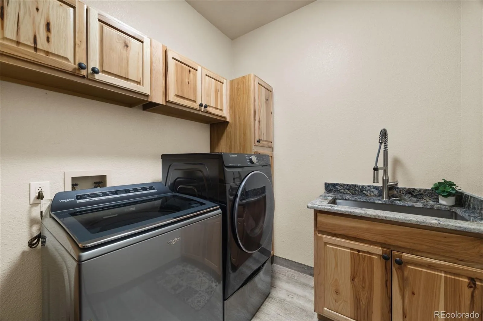 10561 Raven Run Littleton CO 80125 | MLS #REC8423641 08122026204902 1600 22