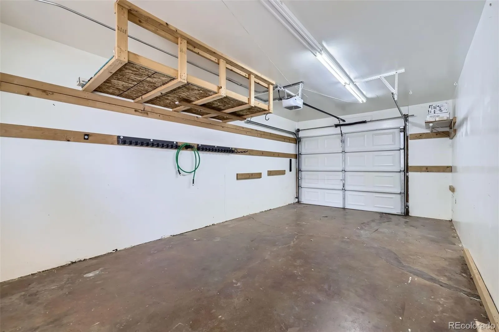 5870 W 5th Avenue Lakewood CO 80226 MLS #REC8424631 05142026005127 1600 44