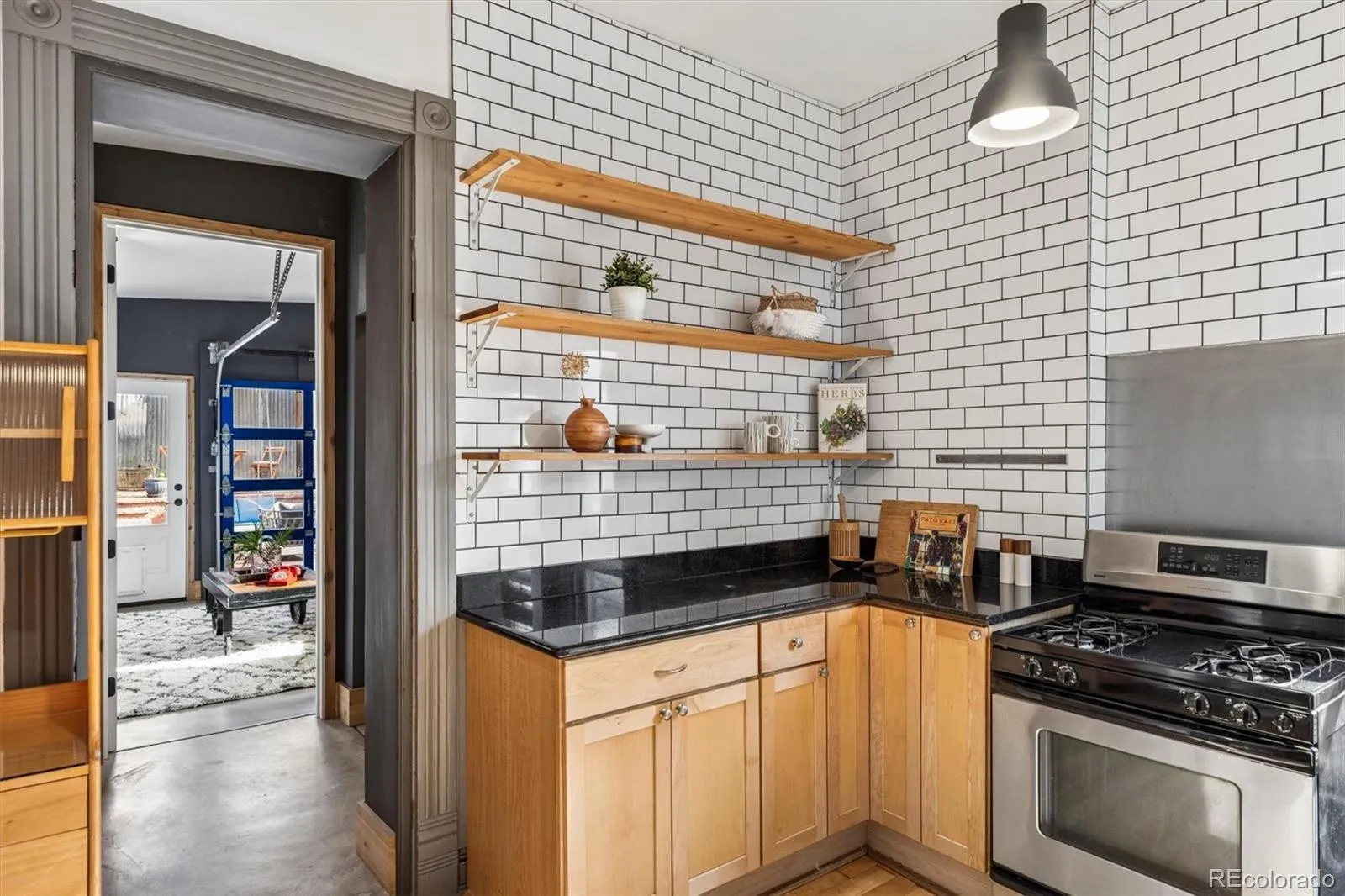 04082026195039 1600 17