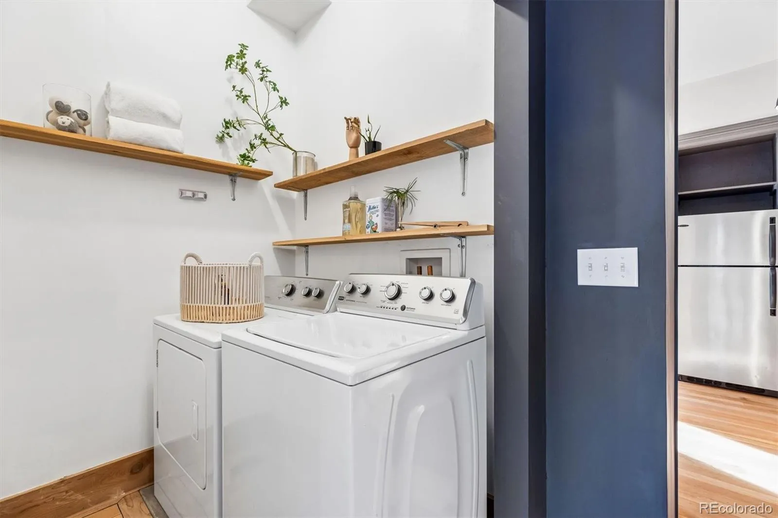 04082026195039 1600 25