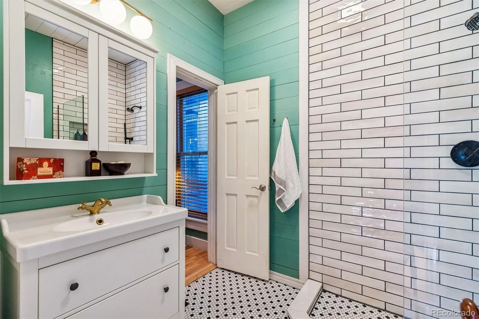 04082026195039 1600 28