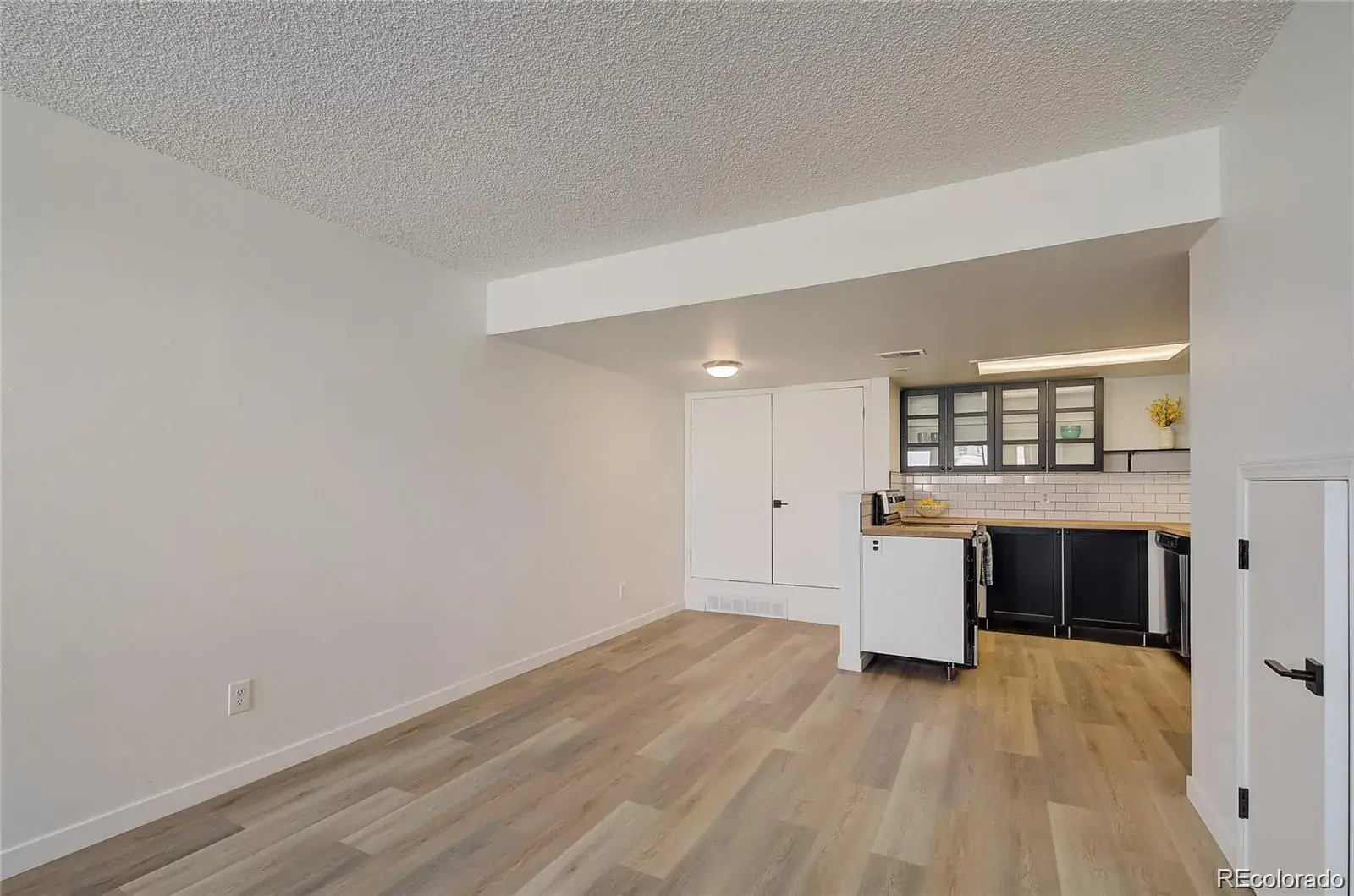 17074 E Tennessee Drive #213 Aurora CO 80017 | MLS #REC8426975 12132025013408 1600 10