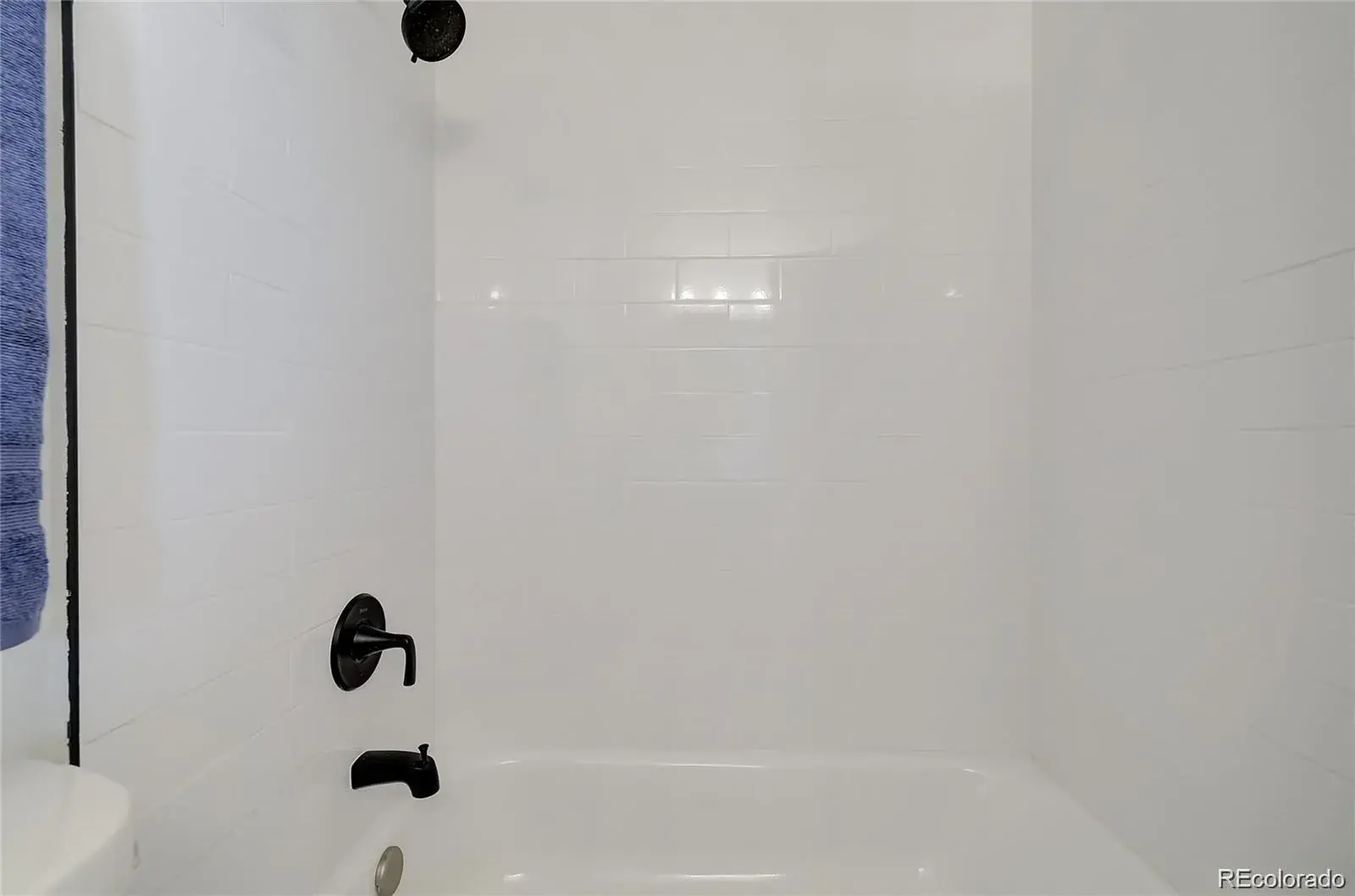 17074 E Tennessee Drive #213 Aurora CO 80017 | MLS #REC8426975 12132025013408 1600 5