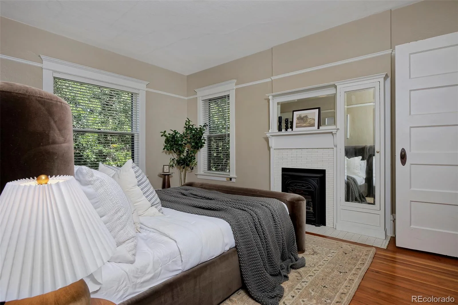 915 N Clarkson Street Denver CO 80218 | MLS #REC8428129 09232026171649 1600 20