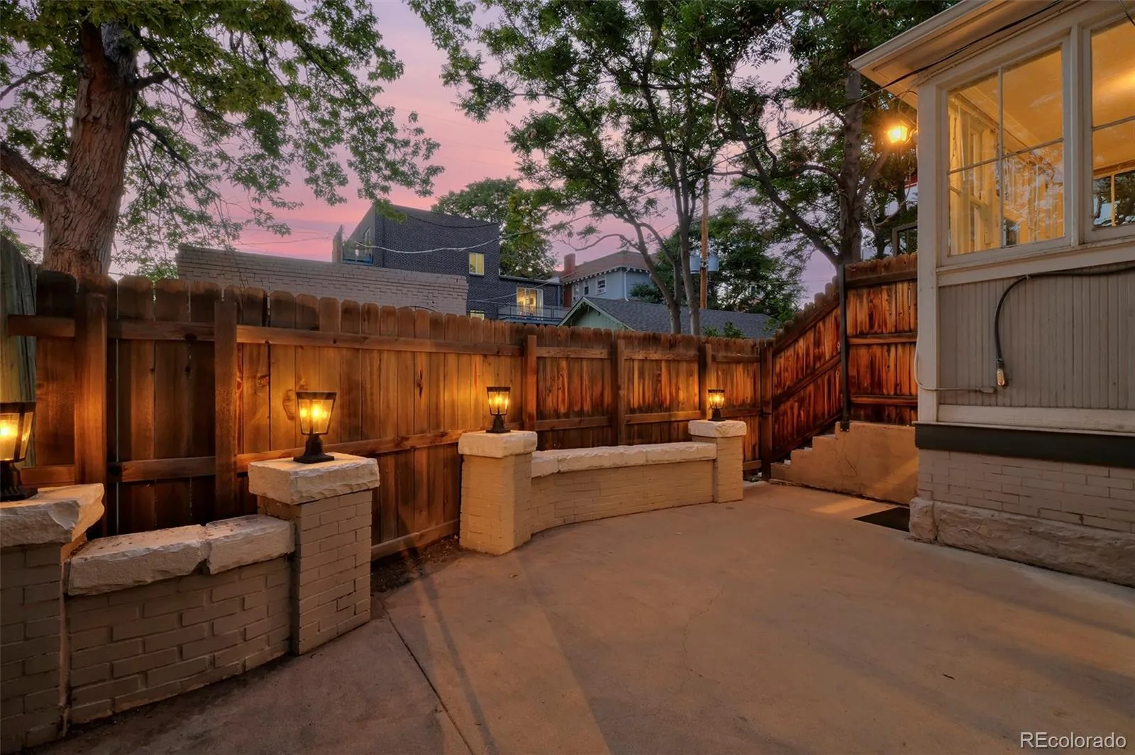915 N Clarkson Street Denver CO 80218 | MLS #REC8428129 09232026171649 1600 39