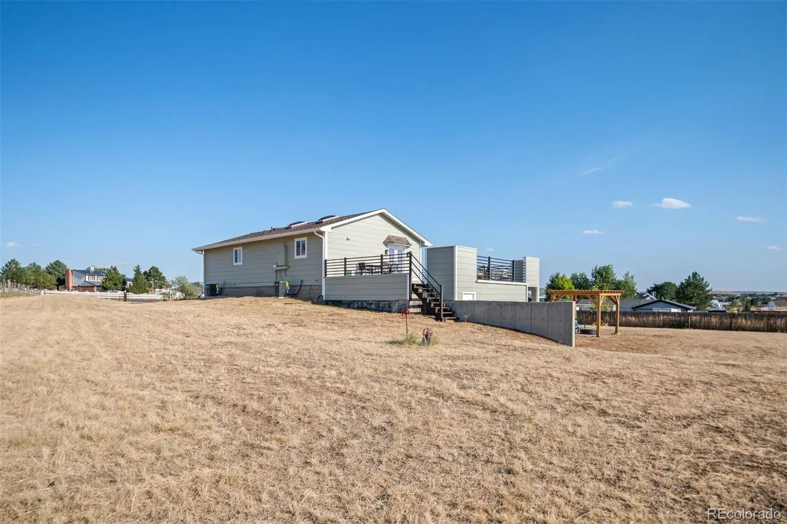 10102025053335 1600 33