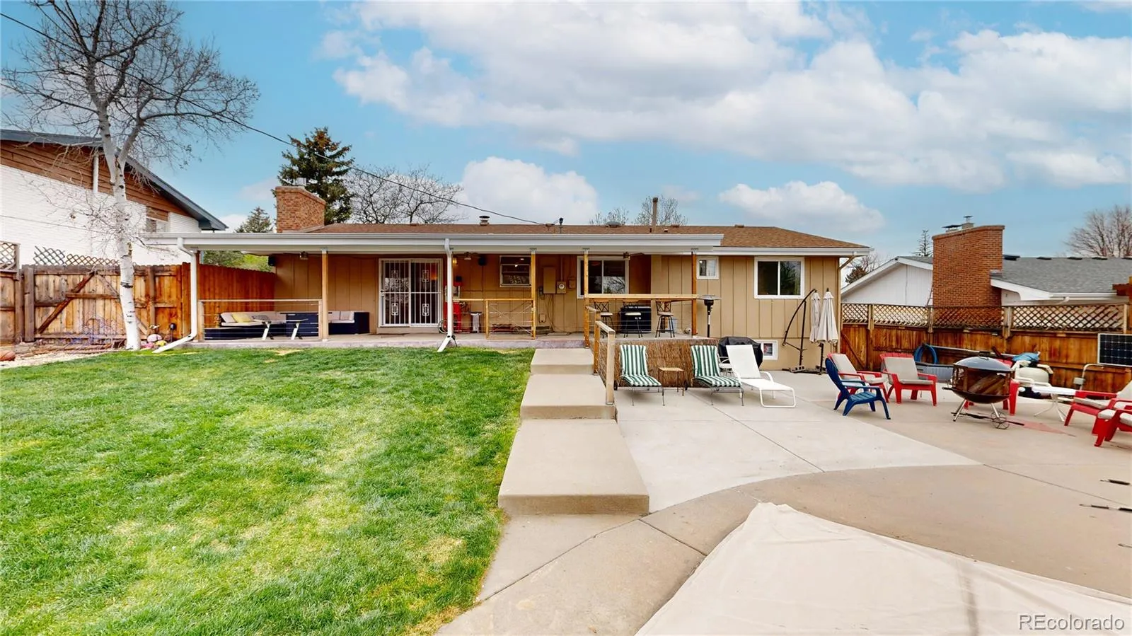 840 Welch Street Lakewood CO 80401 MLS #REC8429236 04222026222451 1600 35