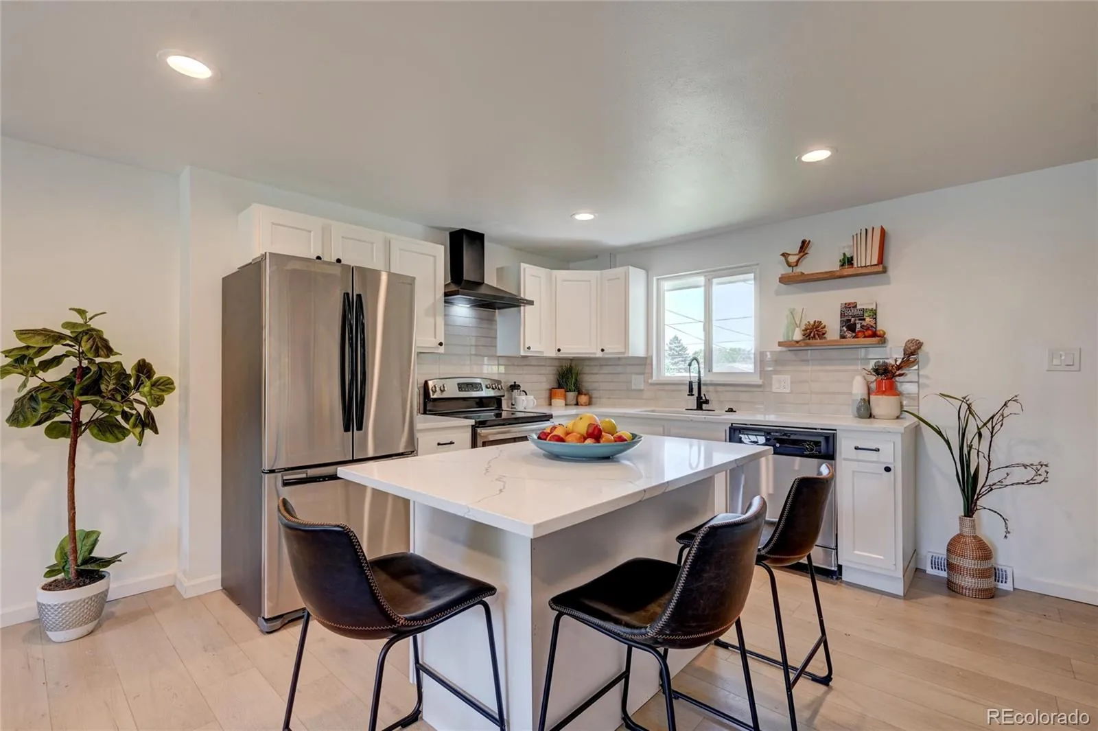1872 S Quay Street Lakewood CO 80232 | MLS #REC8429484 08042026182914 1600 1
