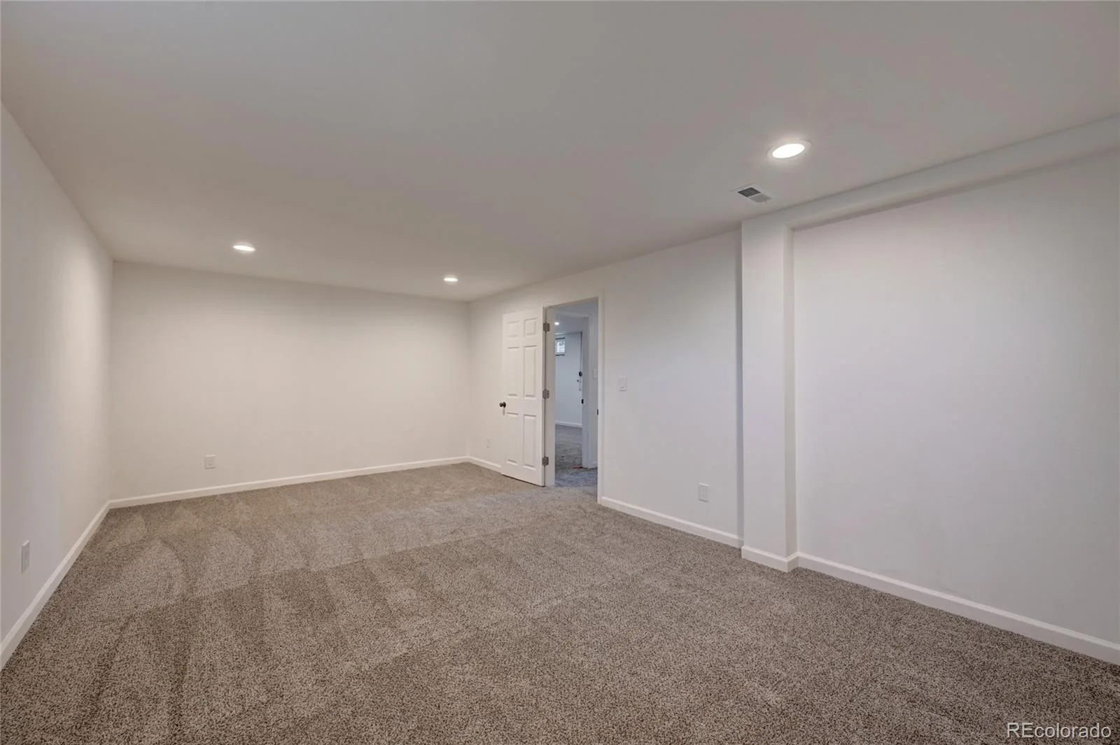 1872 S Quay Street Lakewood CO 80232 | MLS #REC8429484 08042026182914 1600 14