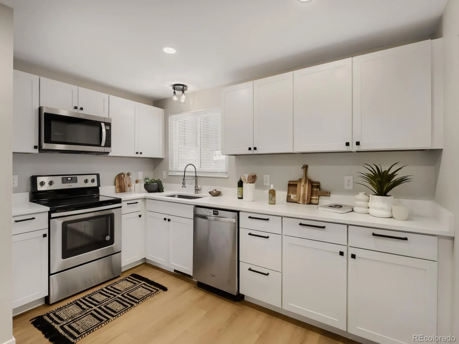 7782 W Glasgow Place Littleton CO 80128 | MLS #REC8429731 07312026175439 1600 3