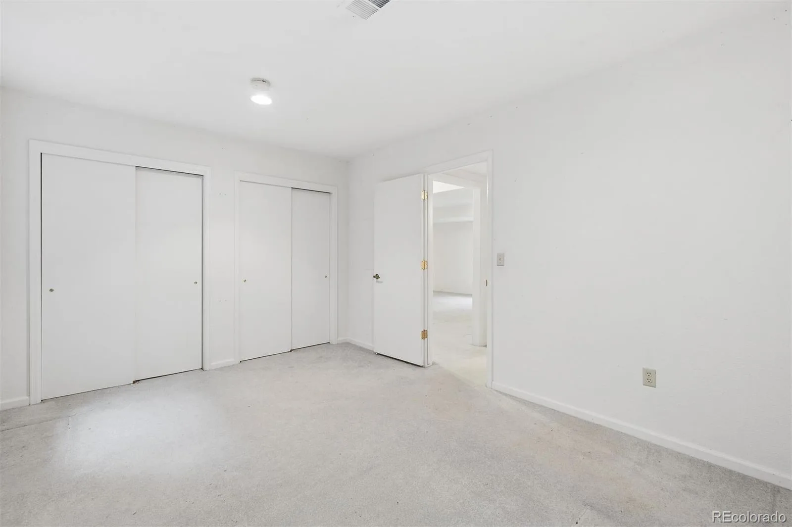 30 S Dexter Street Denver CO 80246 MLS #REC8430654 06112026173612 1600 17