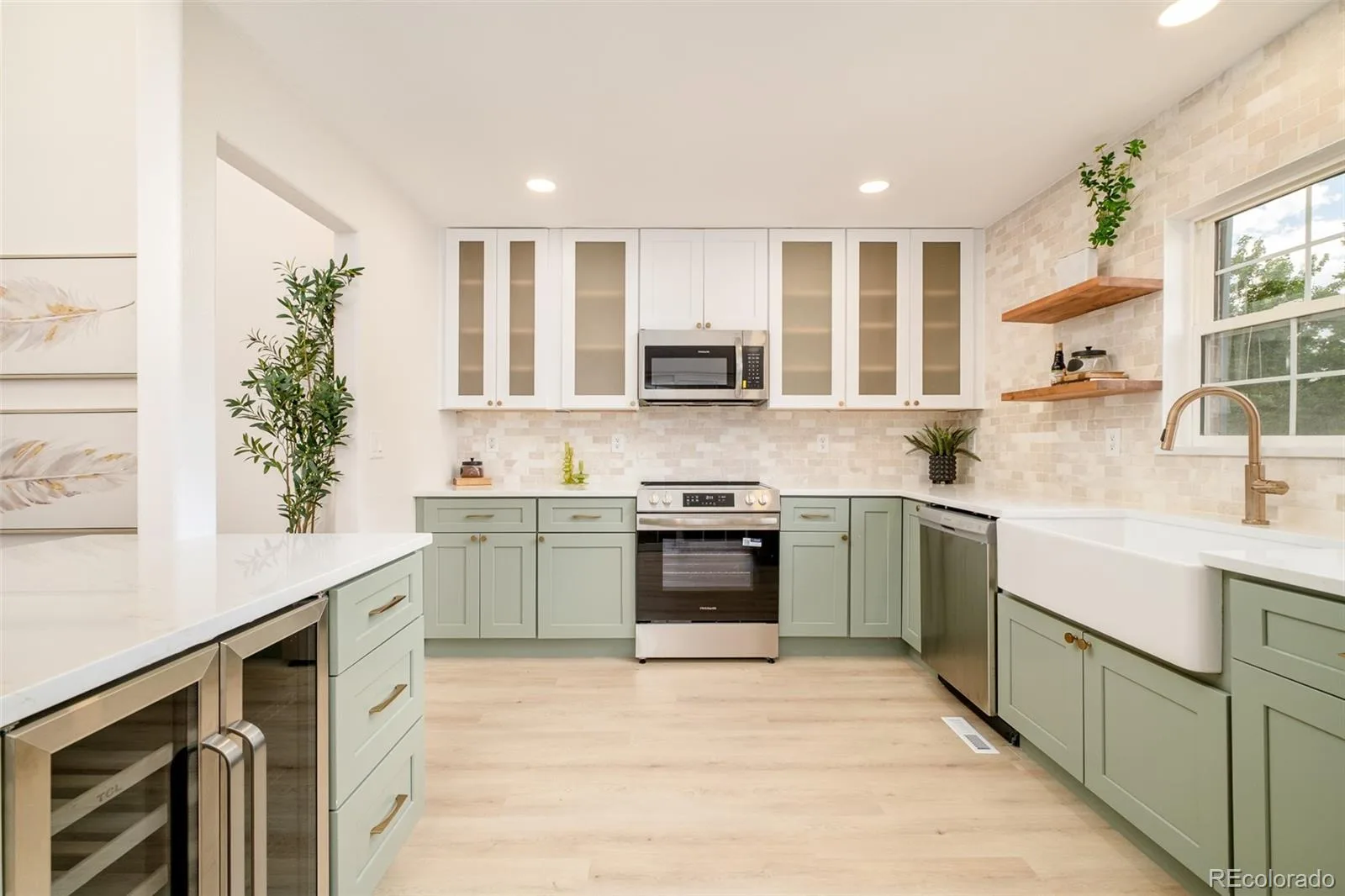 7828 E Lowry Boulevard Denver CO 80230 MLS #REC8432139 06122026142511 1600 11