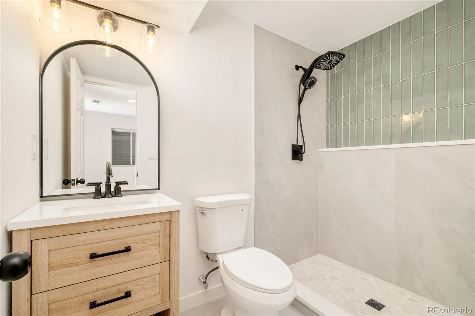 7828 E Lowry Boulevard Denver CO 80230 MLS #REC8432139 06122026142511 1600 26