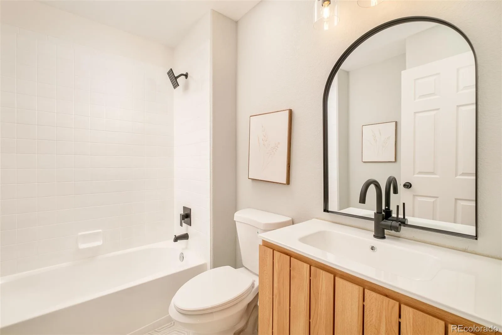 7828 E Lowry Boulevard Denver CO 80230 MLS #REC8432139 06122026142511 1600 29