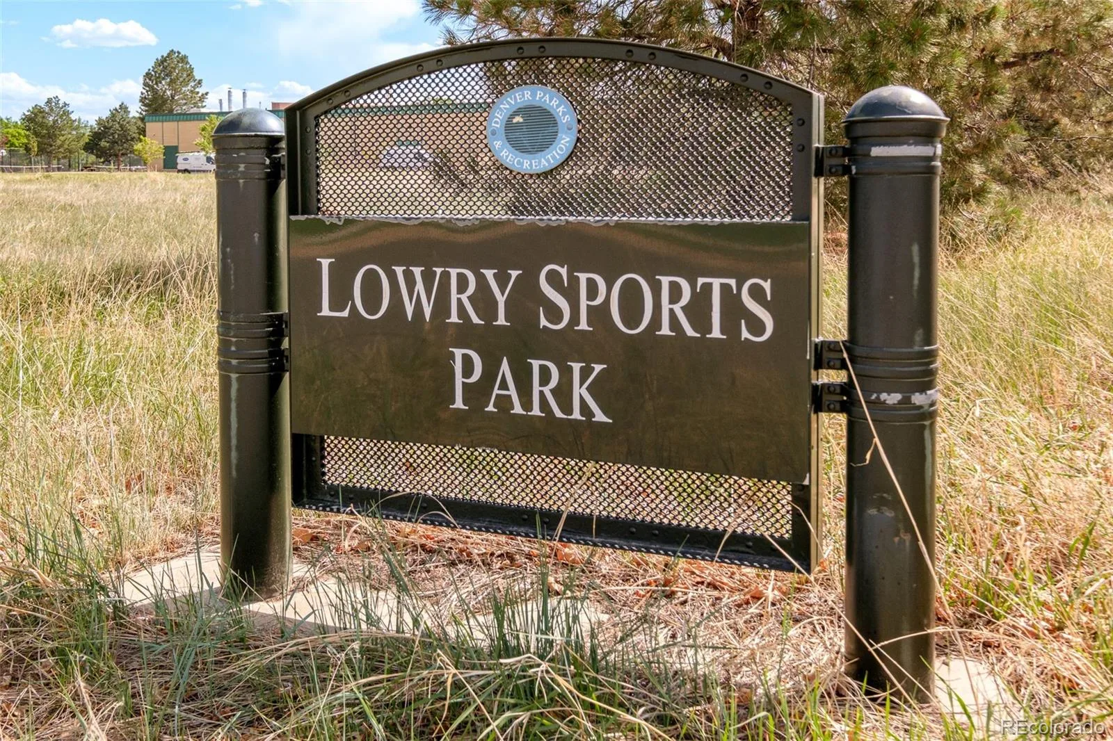 7828 E Lowry Boulevard Denver CO 80230 MLS #REC8432139 06122026142511 1600 39