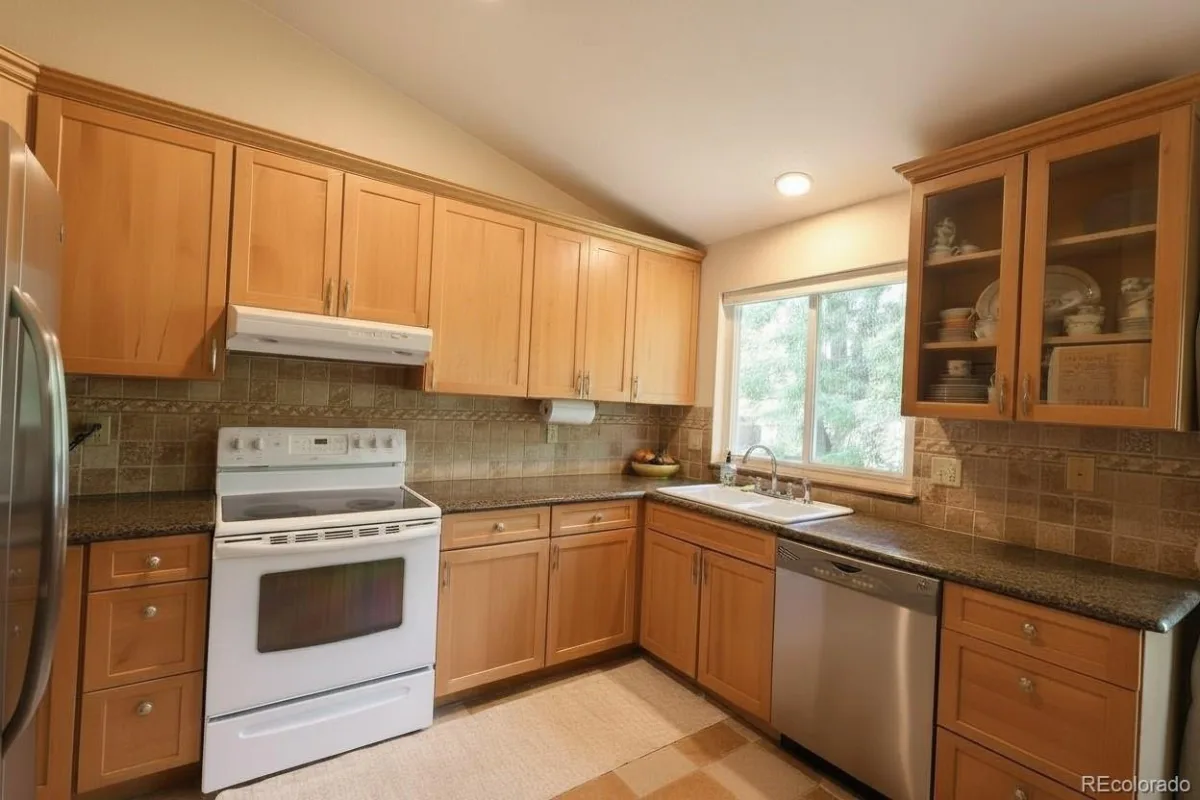 2285 Cliffrose Lane Louisville CO 80027 | MLS #REC8432166 08142026063203 1200 6