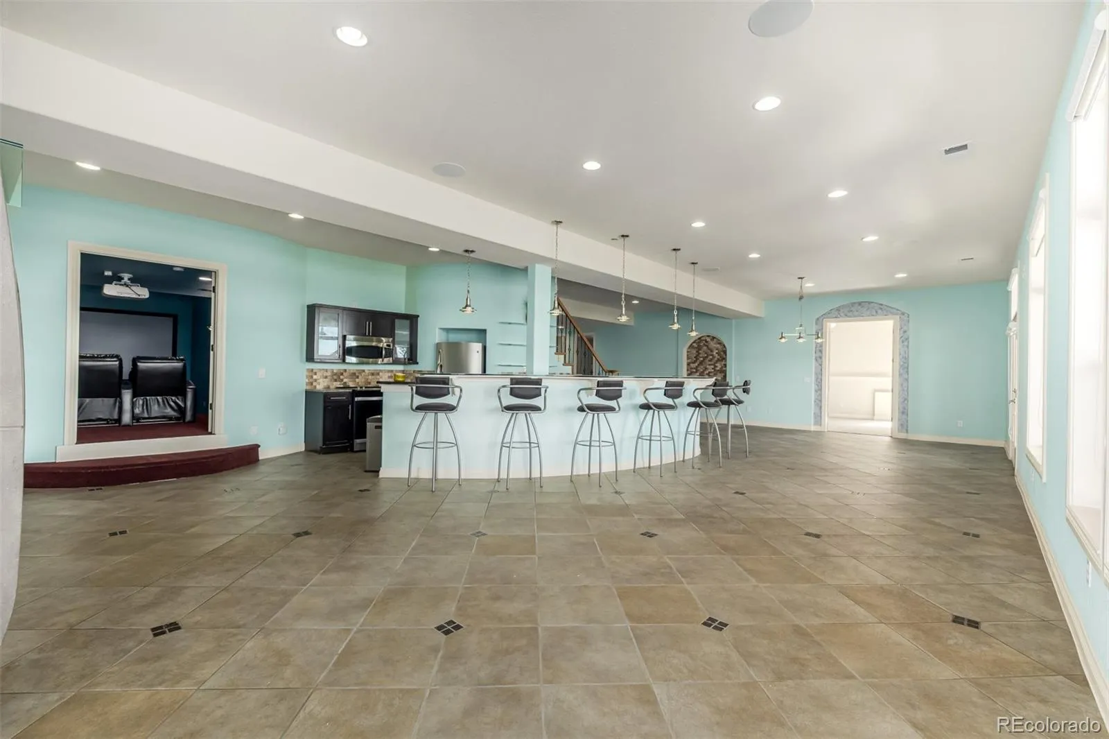 6615 S Quemoy Circle Aurora CO 80016 MLS #REC8432799 04092026030756 1600 31
