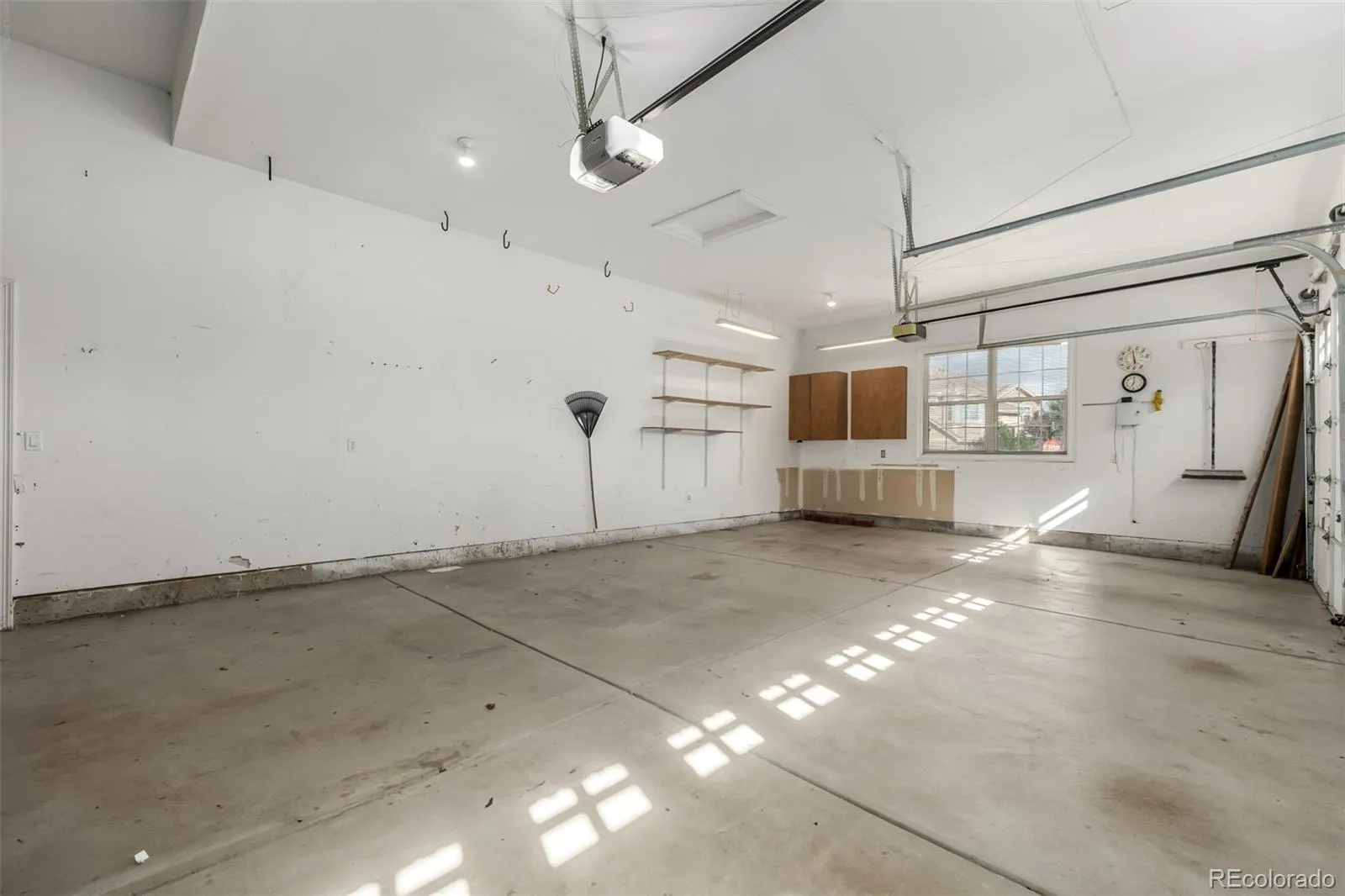 6615 S Quemoy Circle Aurora CO 80016 MLS #REC8432799 04092026030756 1600 43
