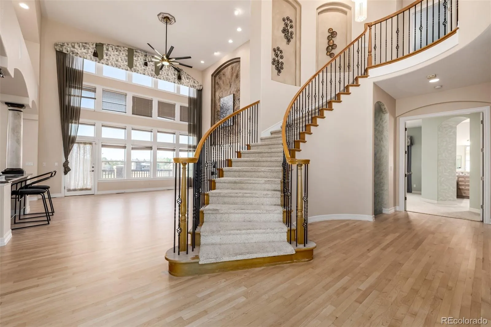 6615 S Quemoy Circle Aurora CO 80016 MLS #REC8432799 04092026030756 1600 6