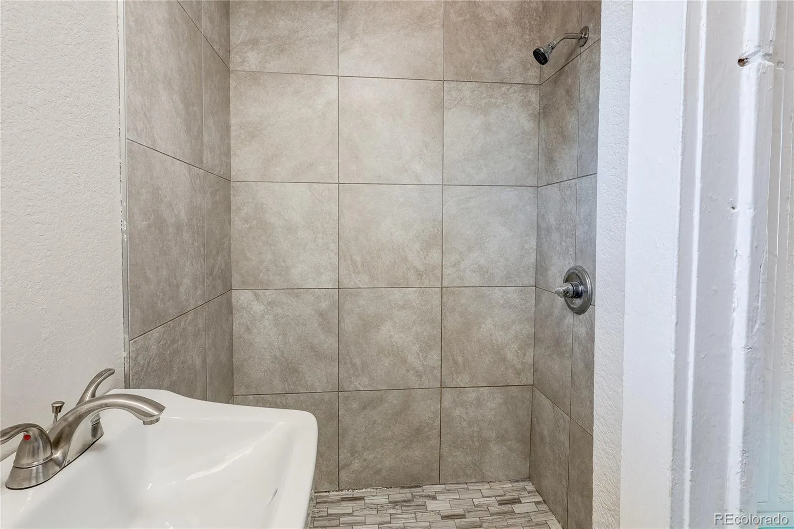 126 S 9th Avenue Brighton CO 80601 | MLS #REC8434903 04212026153655 1600 14
