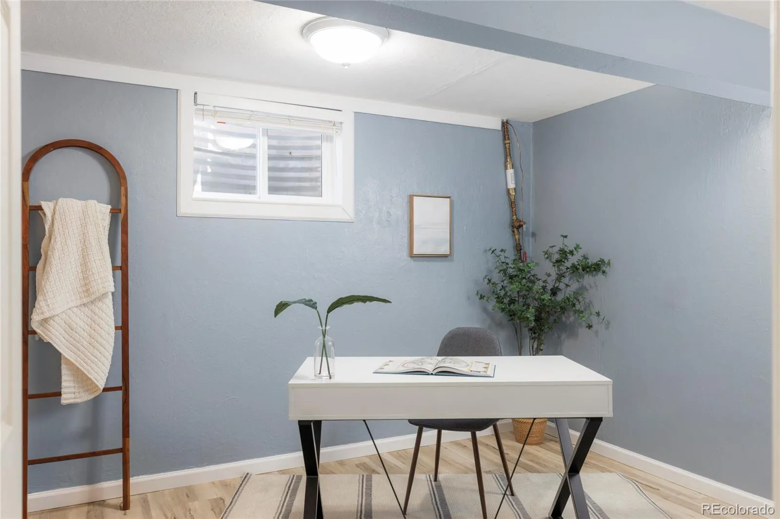 04222026222701 1600 27