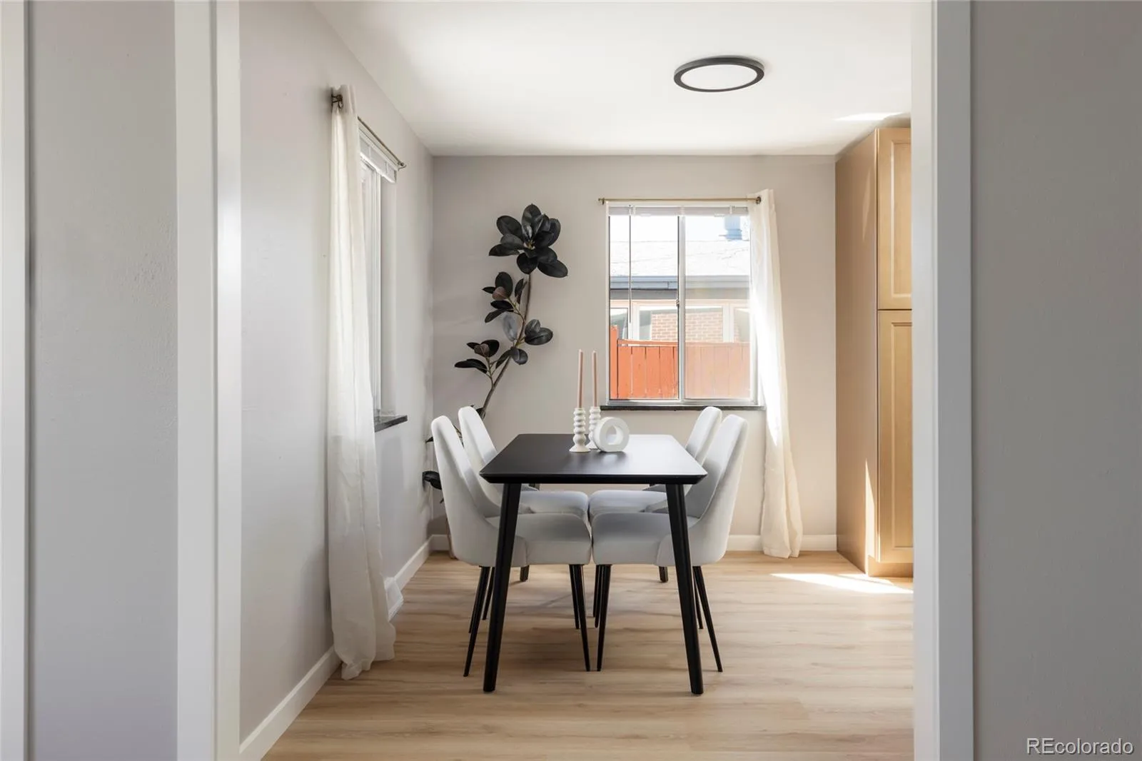 04222026222701 1600 8