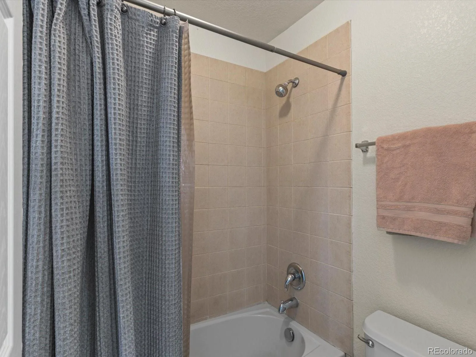 684 Hayloft Way Brighton CO 80601 | MLS #REC8437826 08122026201812 1600 24