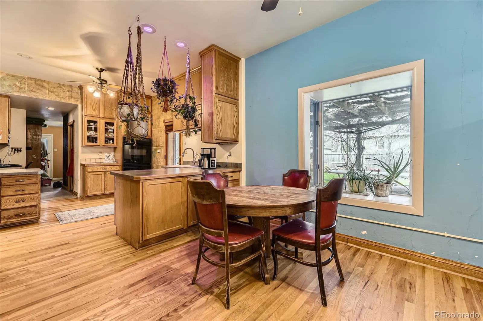 04042026223748 1600 11