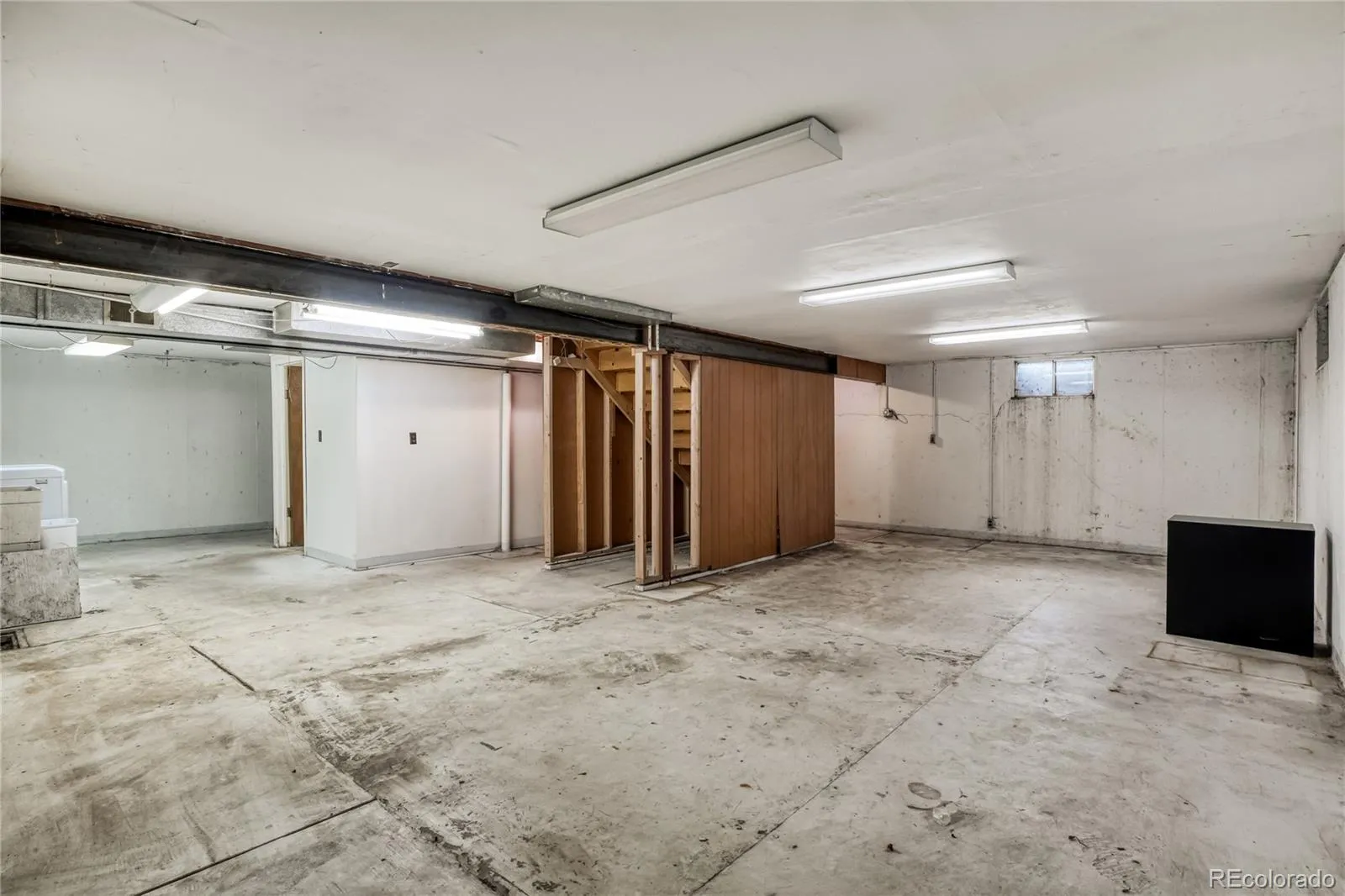 3320 S Locust Street Denver CO 80222 MLS #REC8442509 05202026223320 1600 18