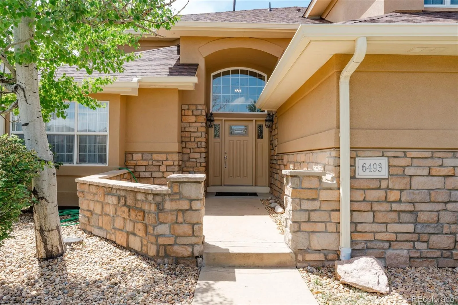 6493 S Sedalia Street Aurora CO 80016 MLS #REC8442780 05182026225645 1600 2