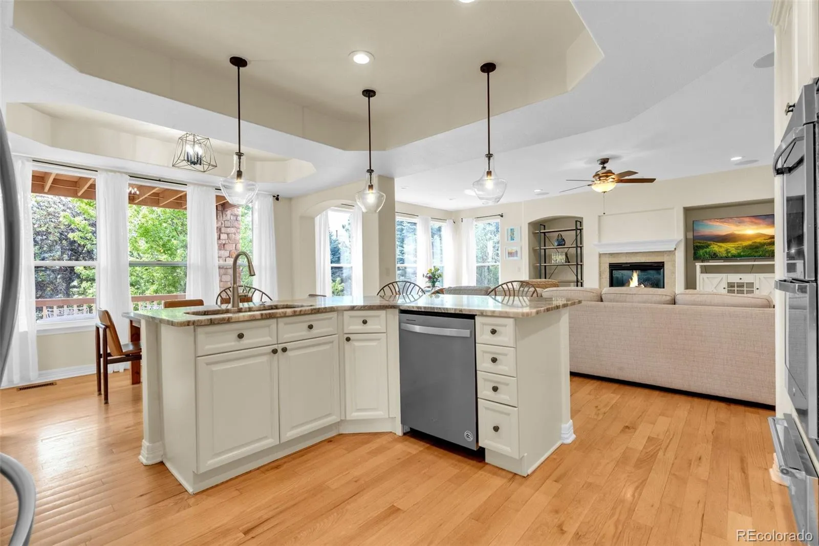 6493 S Sedalia Street Aurora CO 80016 MLS #REC8442780 05182026225645 1600 9