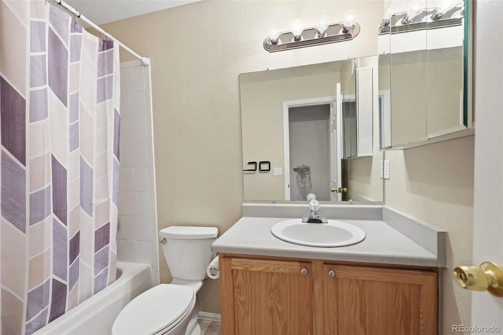 12474 E Tennessee Circle Aurora CO 80012 | MLS #REC8443064 05202026001347 1600 16