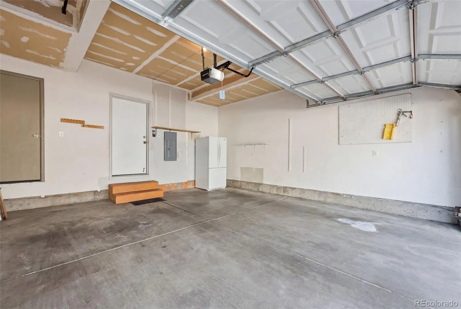 12474 E Tennessee Circle Aurora CO 80012 | MLS #REC8443064 05202026001347 1600 21