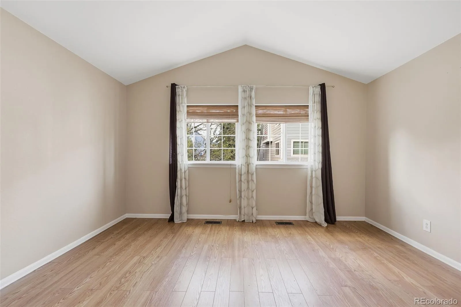 12474 E Tennessee Circle Aurora CO 80012 | MLS #REC8443064 10062026035315 1600 17