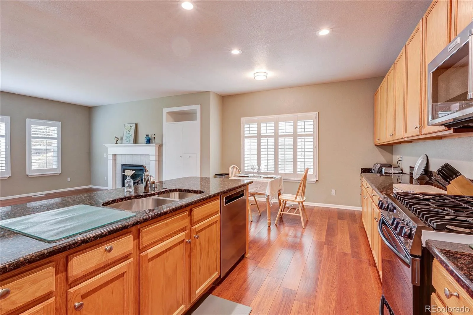 17808 E Oakwood Lane Aurora CO 80016 MLS #REC8444065 04302026010524 1600 10