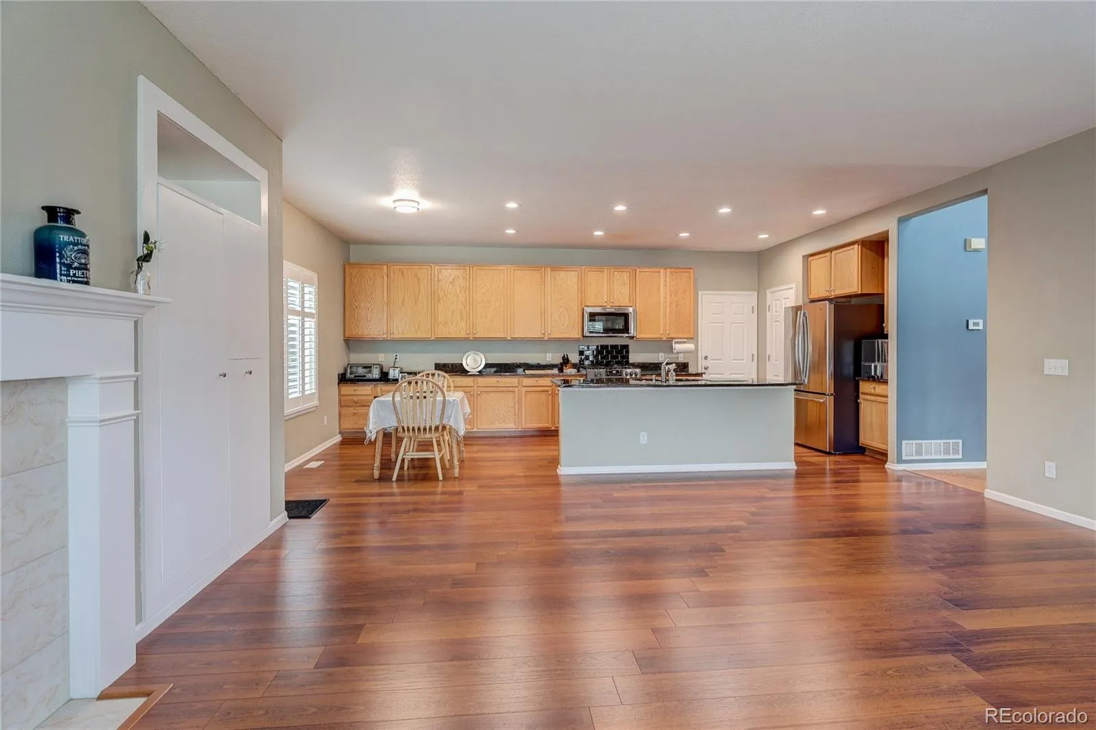 17808 E Oakwood Lane Aurora CO 80016 MLS #REC8444065 04302026010524 1600 13