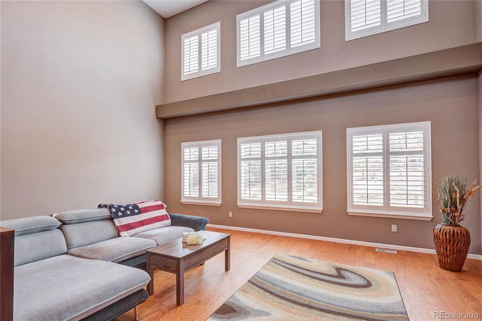 17808 E Oakwood Lane Aurora CO 80016 MLS #REC8444065 04302026010524 1600 3