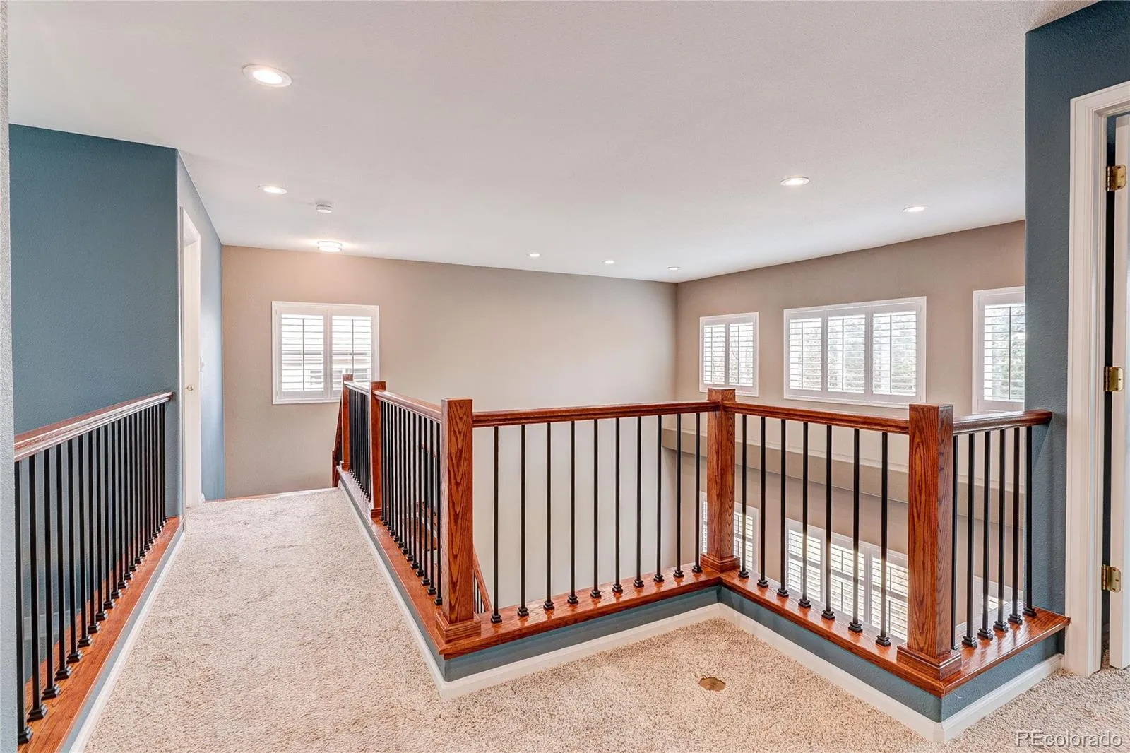 17808 E Oakwood Lane Aurora CO 80016 MLS #REC8444065 04302026010524 1600 39