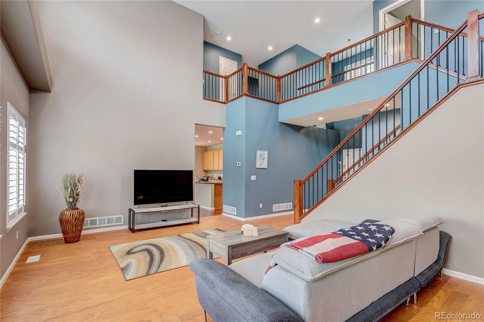 17808 E Oakwood Lane Aurora CO 80016 MLS #REC8444065 04302026010524 1600 5