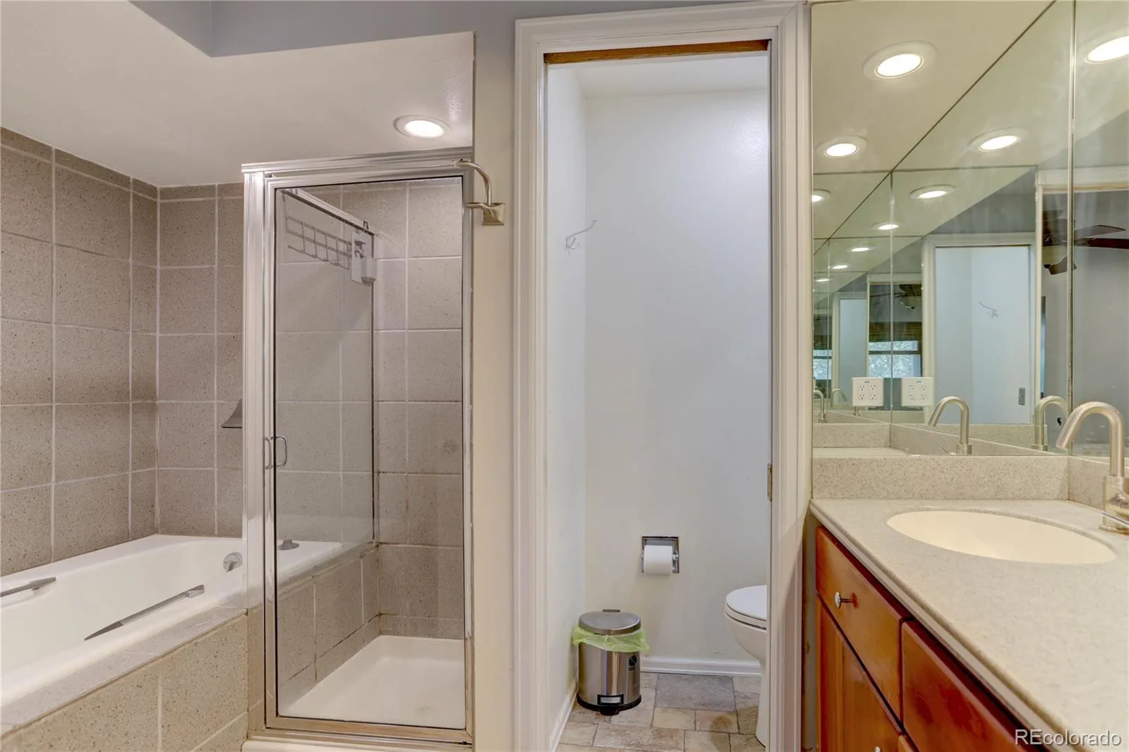 19629 E Bails Place Aurora CO 80017 | MLS #REC8444118 09222026082602 1600 23