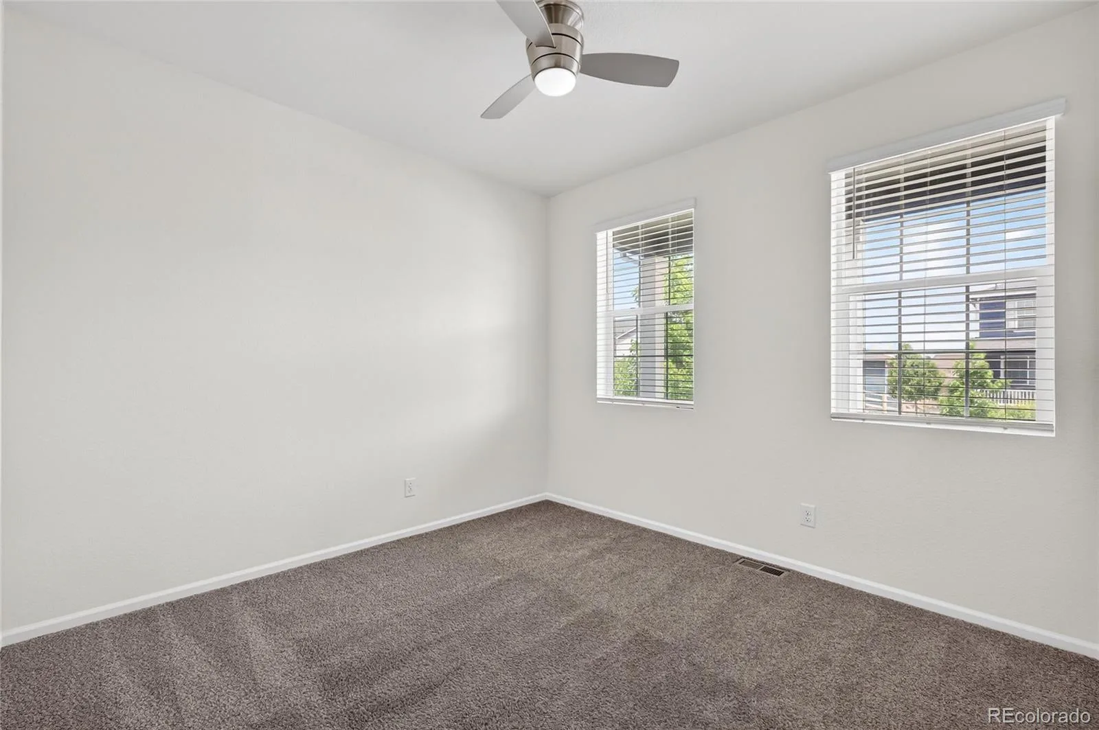 5921 Plains End Court Castle Rock CO 80104 | MLS #REC8446251 06052026031728 1600 22
