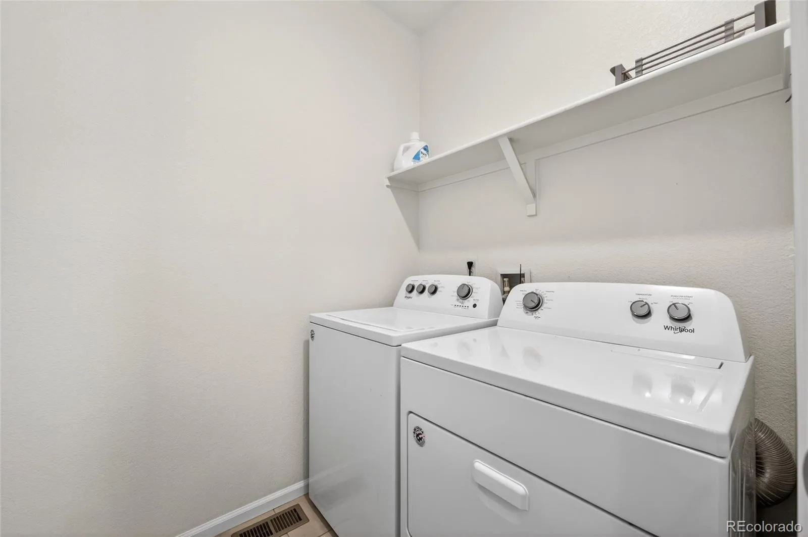 5921 Plains End Court Castle Rock CO 80104 | MLS #REC8446251 06052026031728 1600 28