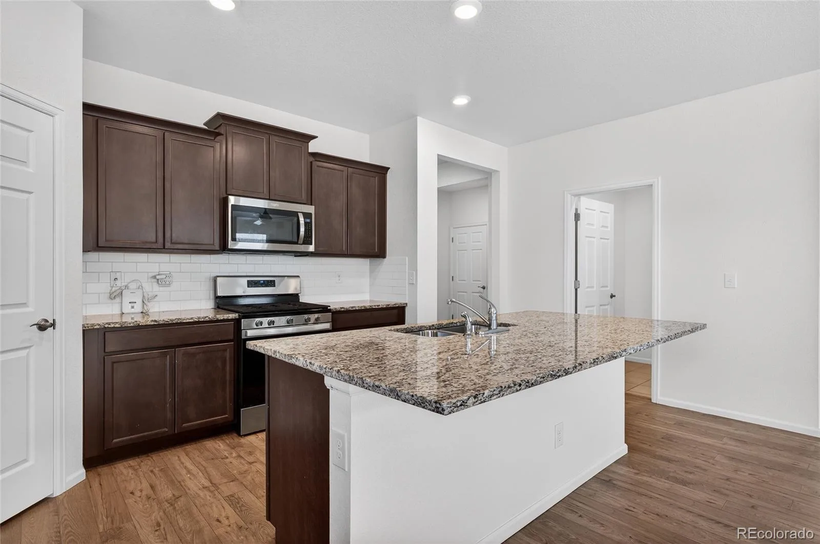 5921 Plains End Court Castle Rock CO 80104 | MLS #REC8446251 06052026031728 1600 7
