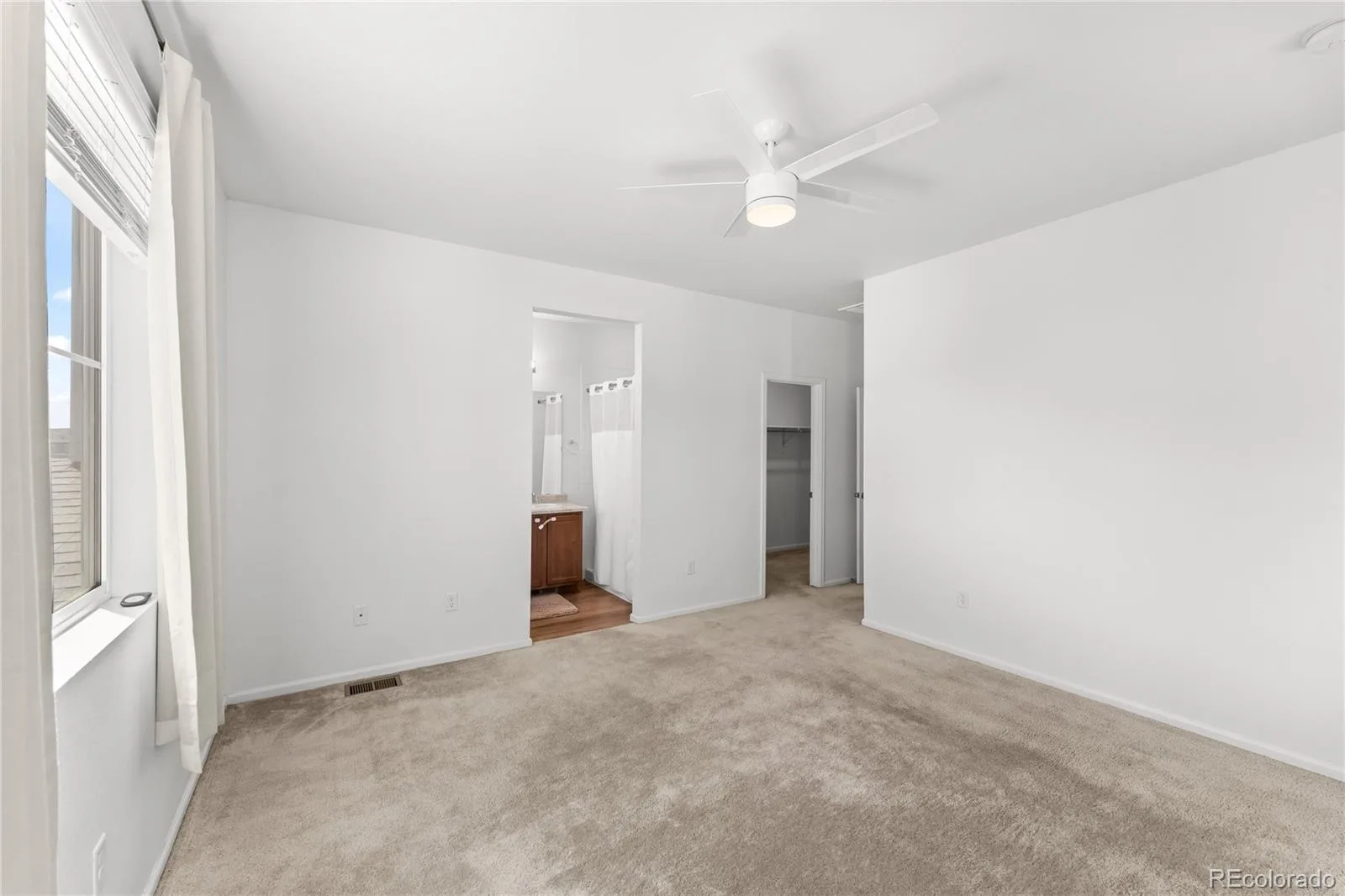 24223 E 41st Avenue Aurora CO 80019 | MLS #REC8446391 08242026175928 1600 24