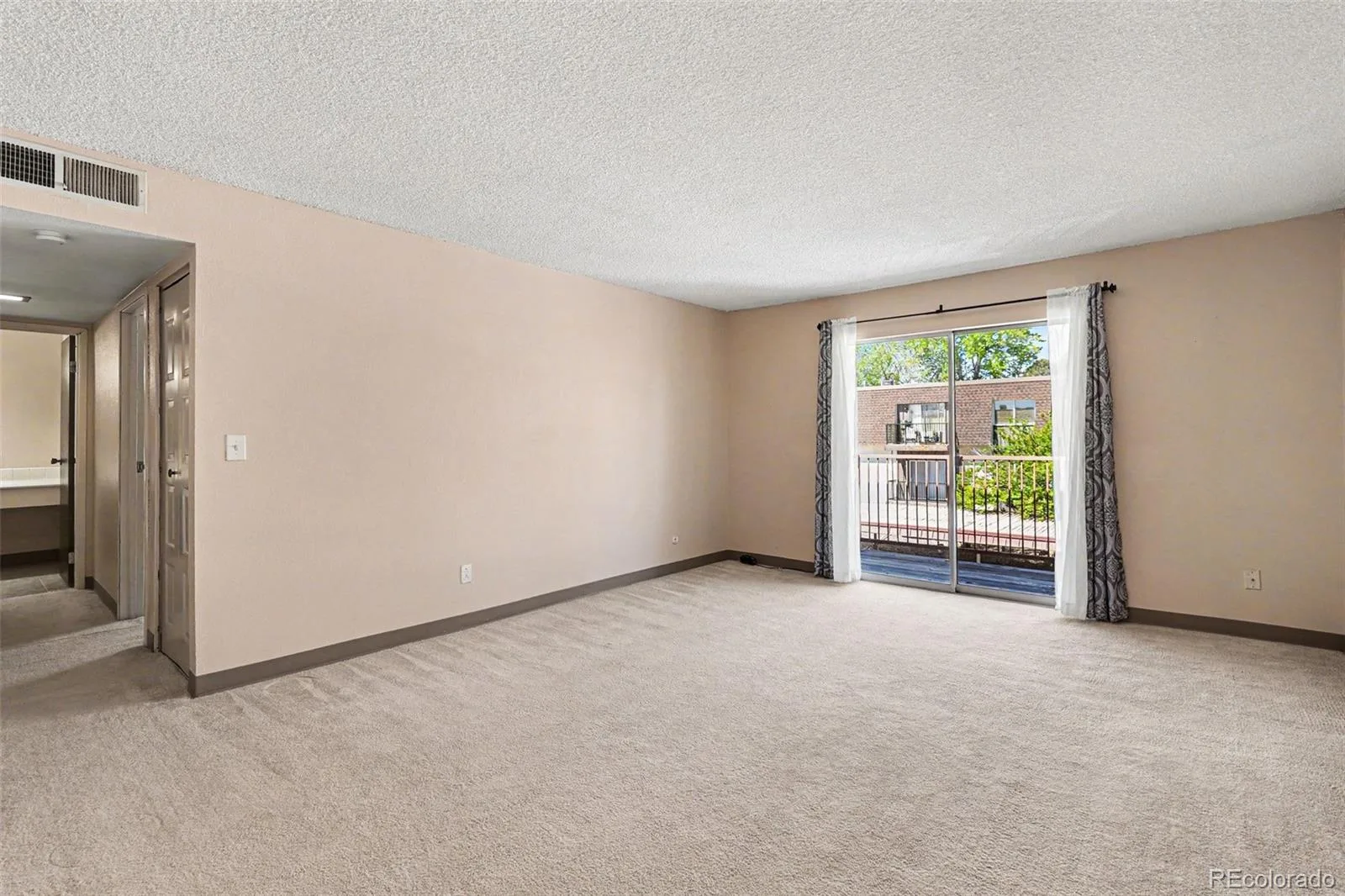 7755 E Quincy Avenue #302 #A6 Denver CO 80237 MLS #REC8448515 06012026230538 1600 3
