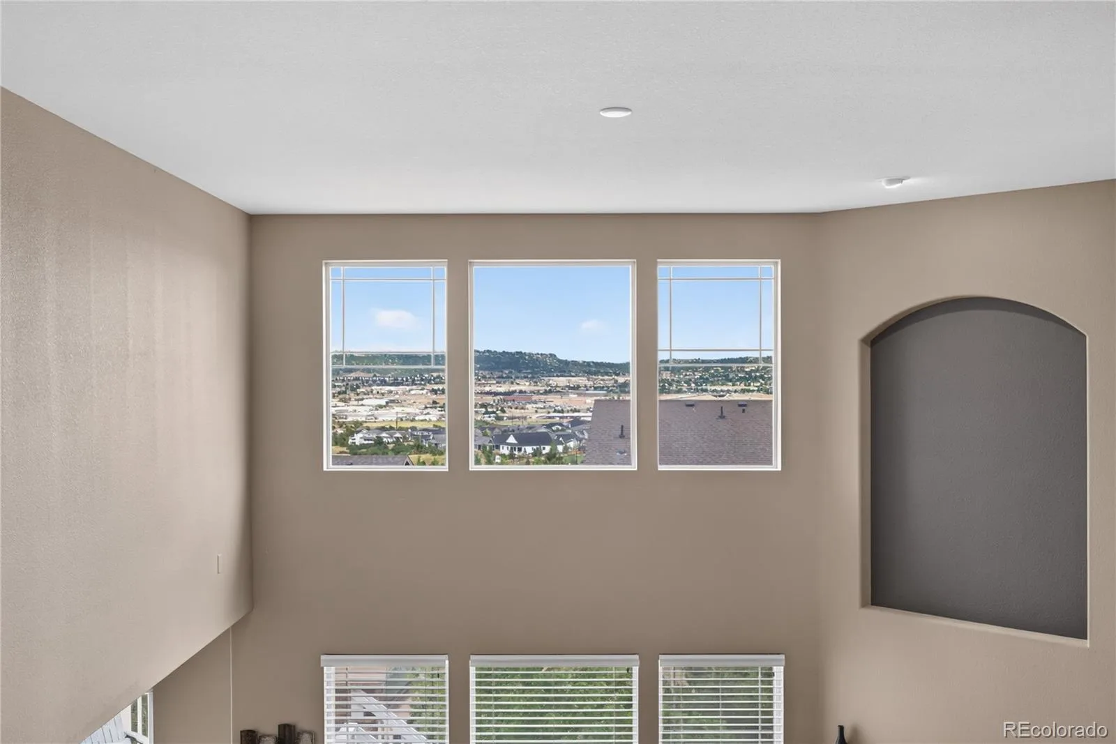 2318 Fairway Wood Circle Castle Rock CO 80109 | MLS #REC8451238 08182026234754 1600 22