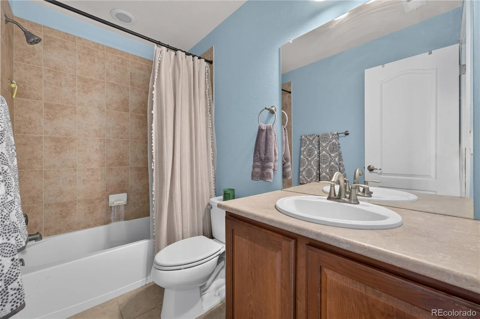 2318 Fairway Wood Circle Castle Rock CO 80109 | MLS #REC8451238 08182026234754 1600 31