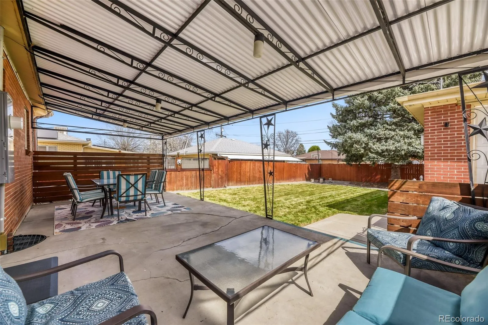 04032026221047 1600 16