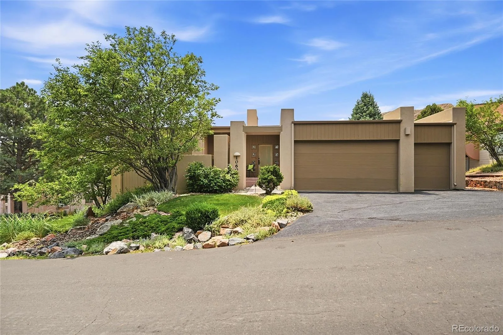 10606 Brown Fox Trail Littleton CO 80125 | MLS #REC8454167 08092026162351 1600 1
