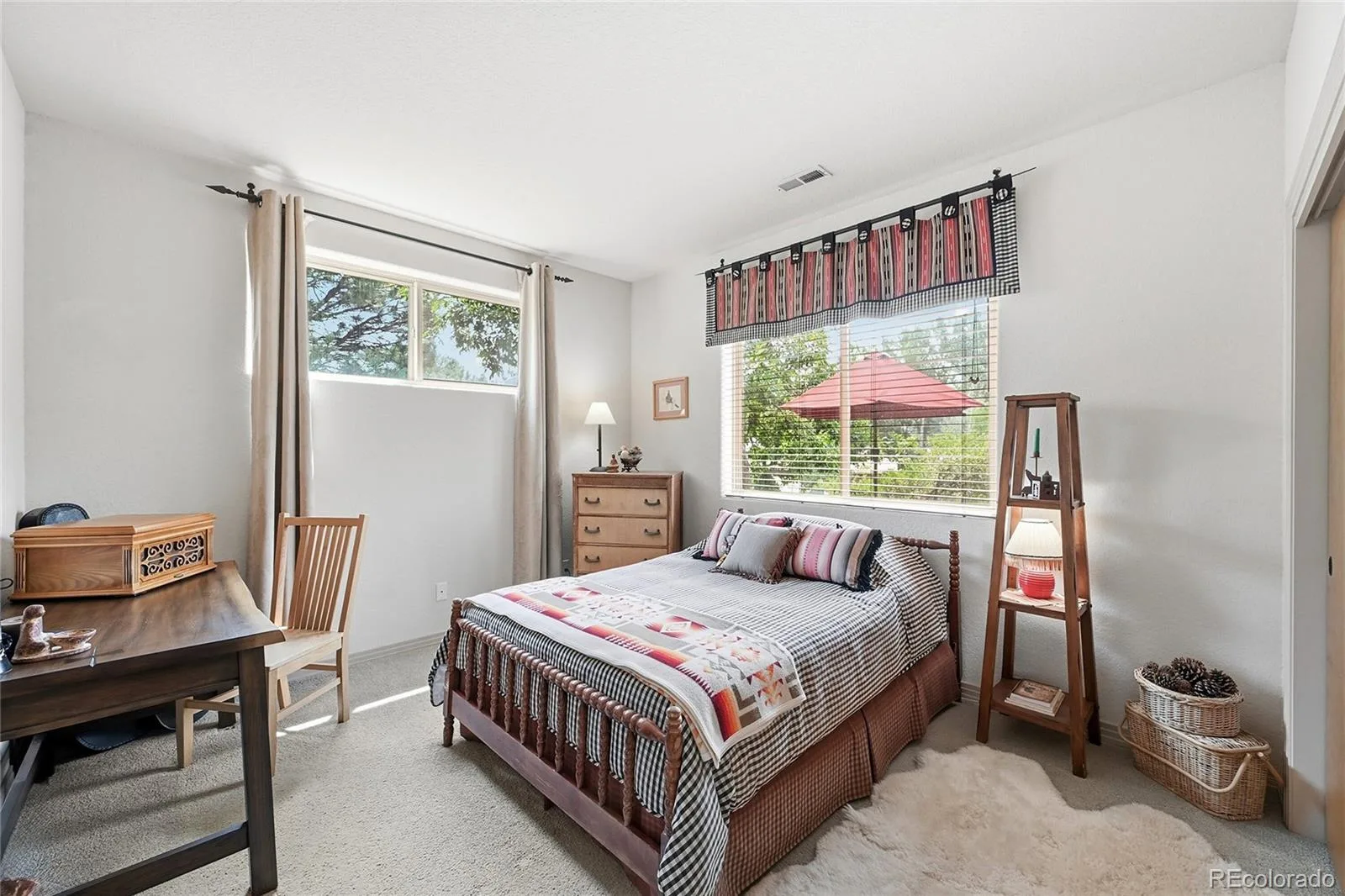 10606 Brown Fox Trail Littleton CO 80125 | MLS #REC8454167 08092026162351 1600 28